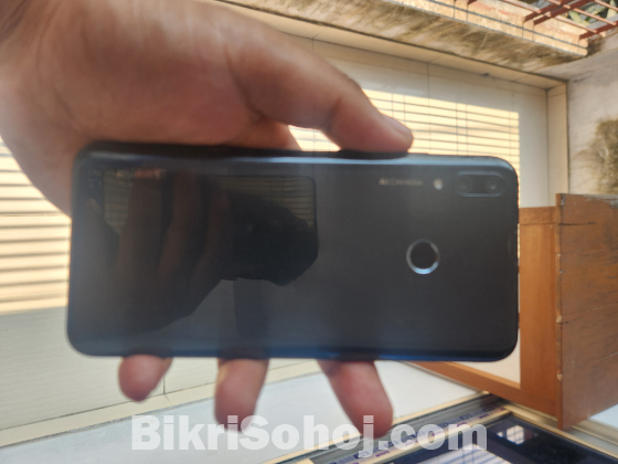 Huawei y9 (4/64)
